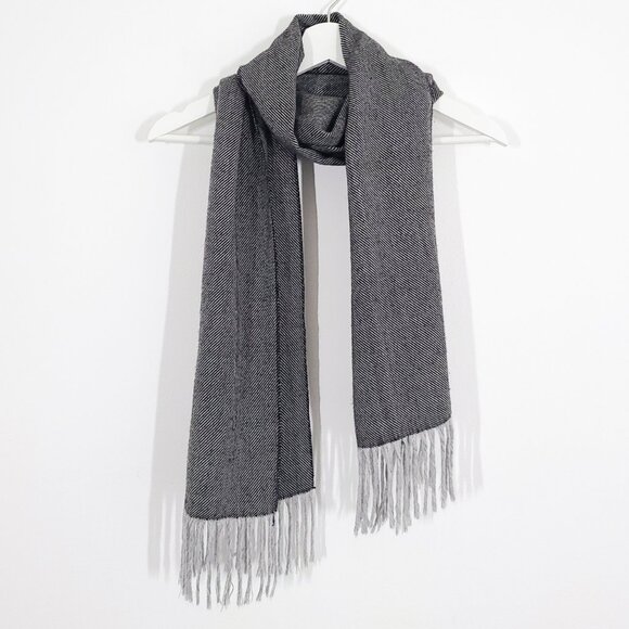 Chunky Knit Scarf Bundle - Picture 9 of 15